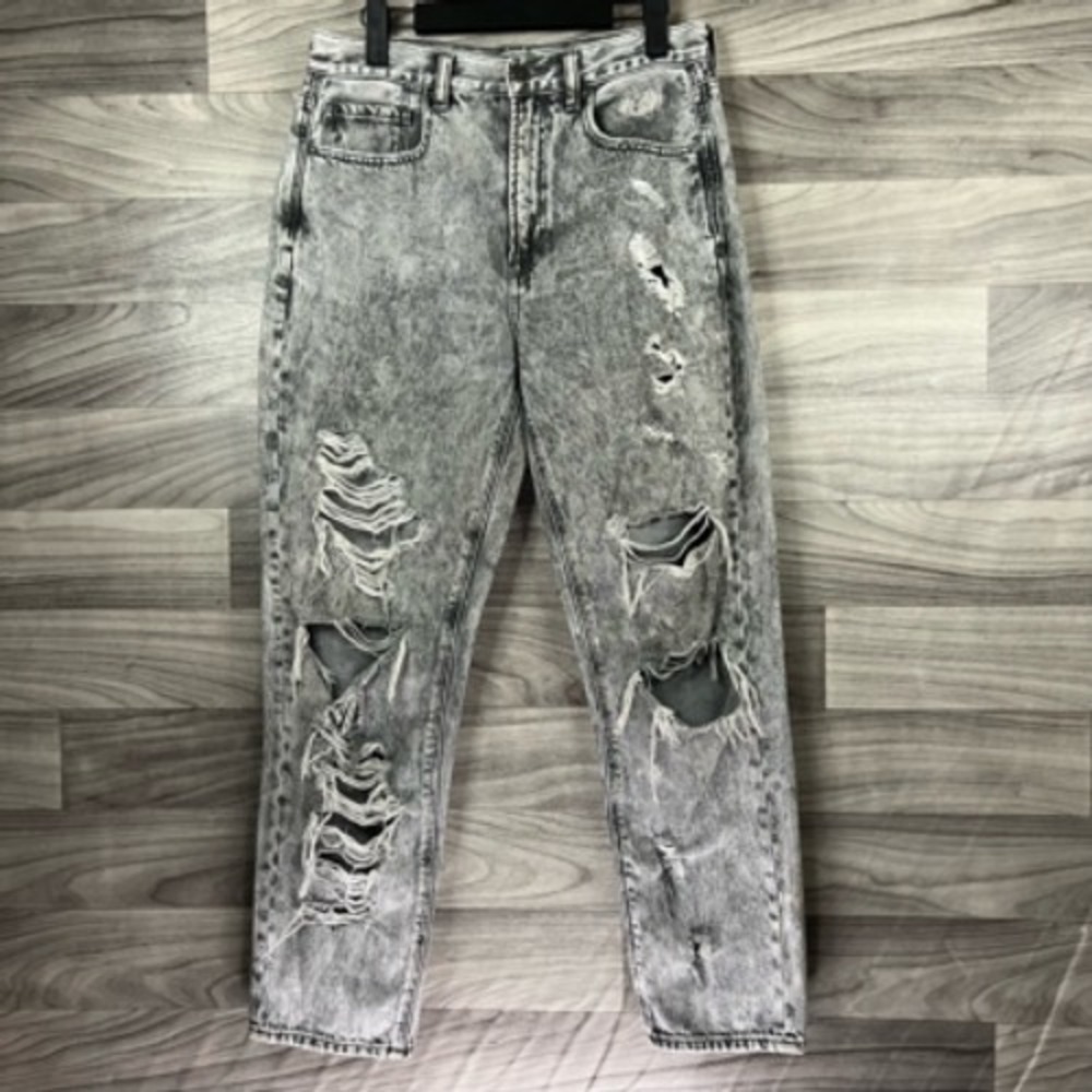 American Eagle Outfitters Straight Leg Jeans Womens‎ 6R Gray Distressed Pockets